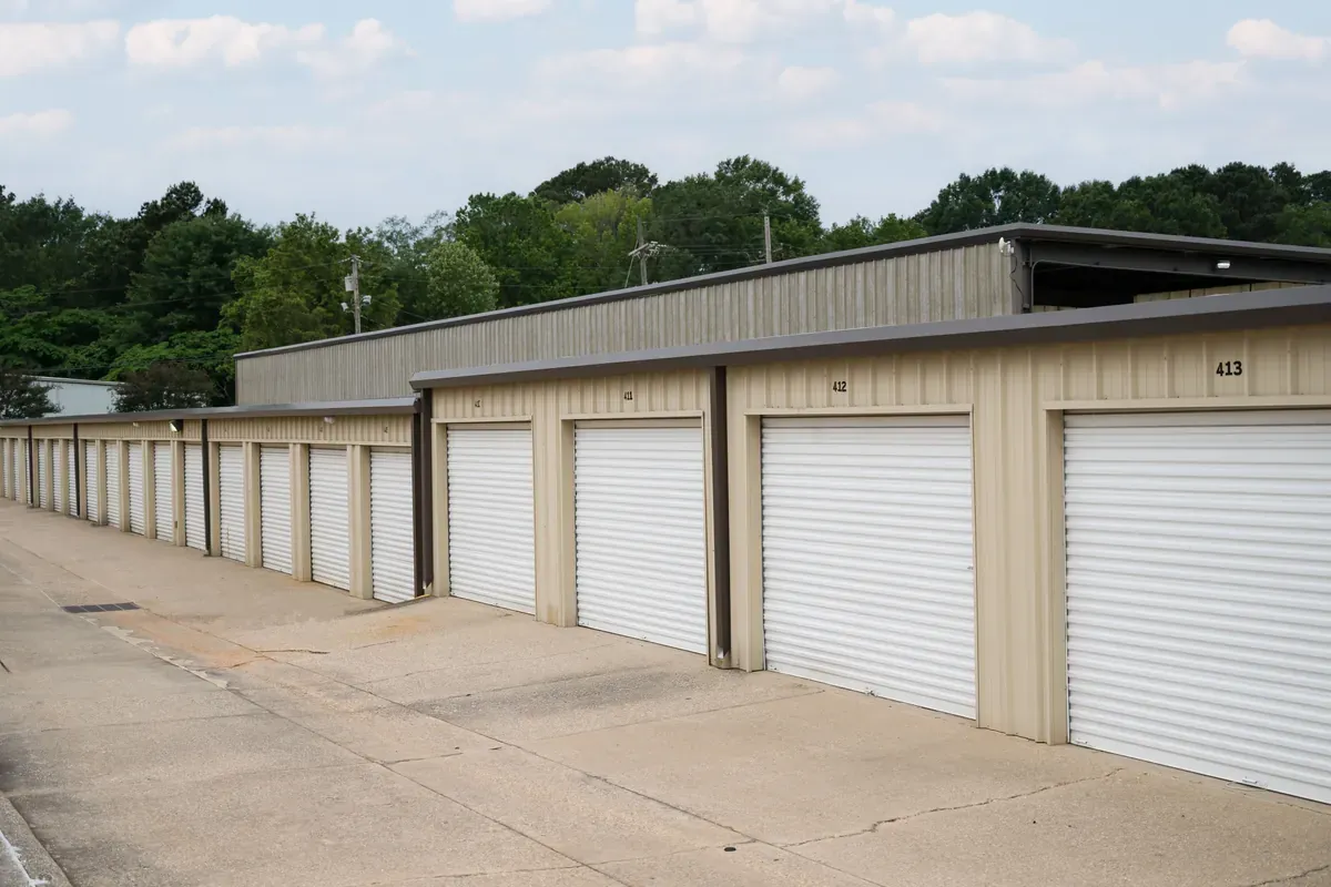 Drive aisle units KO Storage of Ruston, Louisiana